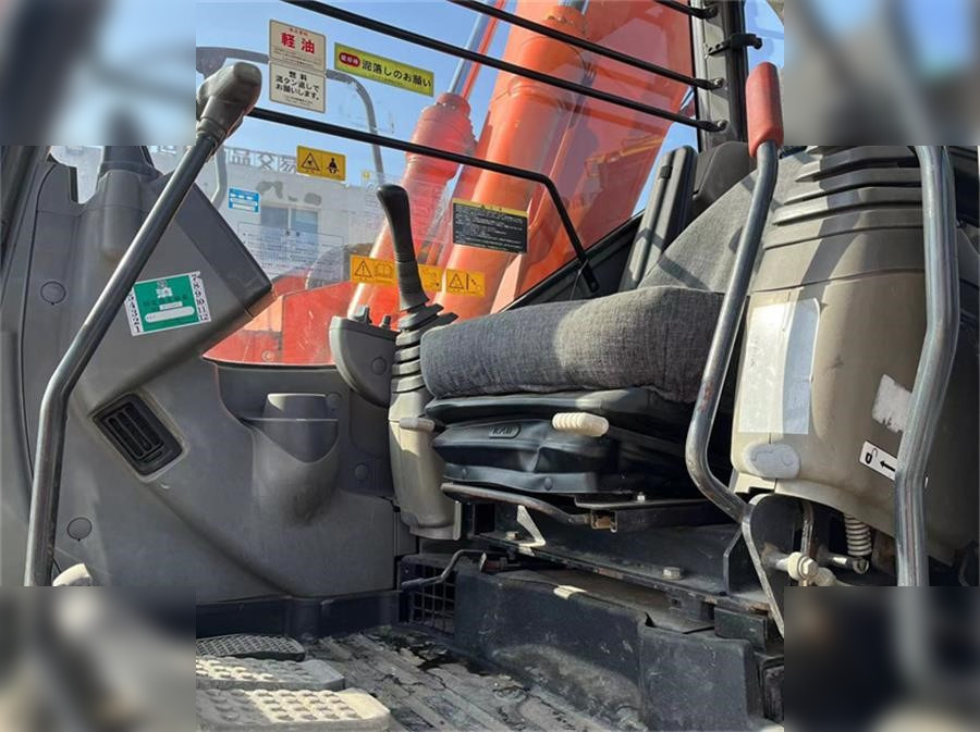 HITACHI ZX135US - Beltegraver: bilde 4 HITACHI ZX135US - Beltegraver: bilde 4