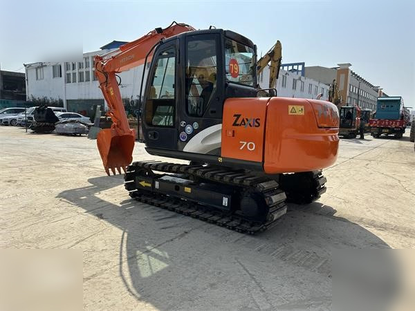 HITACHI ZX70 - Beltegraver: bilde 4 HITACHI ZX70 - Beltegraver: bilde 4