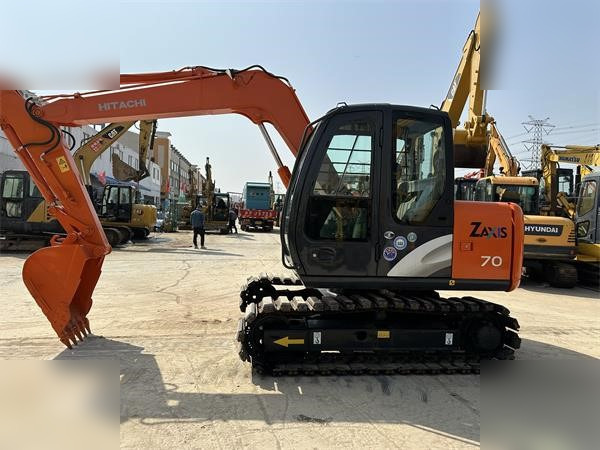 HITACHI ZX70 - Beltegraver: bilde 1 HITACHI ZX70 - Beltegraver: bilde 1