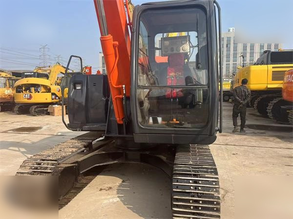 HITACHI ZX70 - Beltegraver: bilde 5 HITACHI ZX70 - Beltegraver: bilde 5