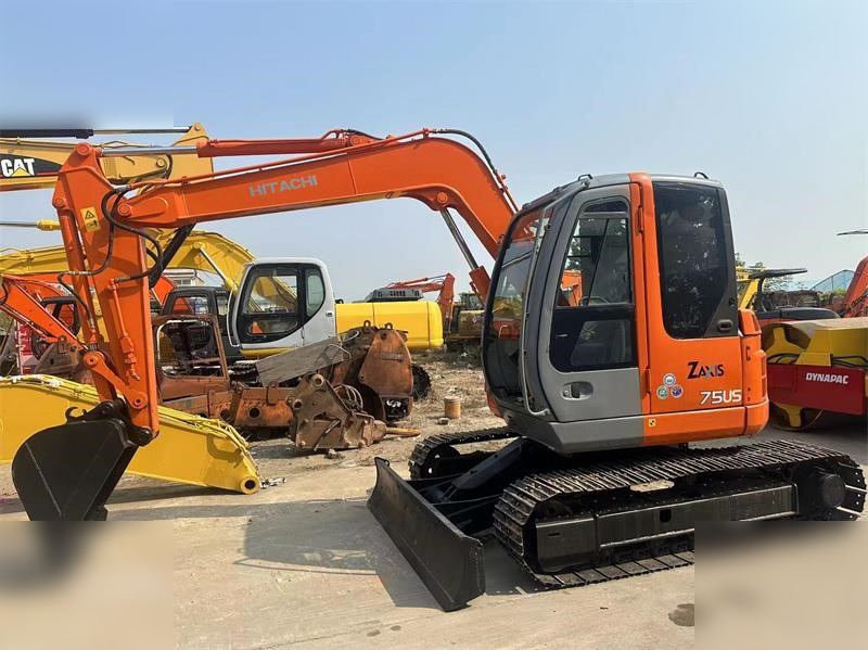 HITACHI ZX75US - Beltegraver: bilde 1 HITACHI ZX75US - Beltegraver: bilde 1