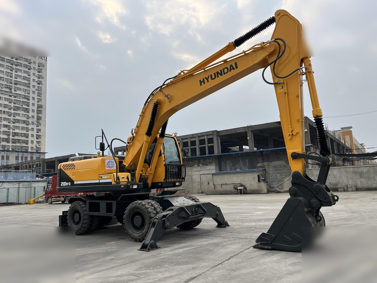 HYUNDAI ROBEX 210W-9 - Hjulgraver: bilde 2 HYUNDAI ROBEX 210W-9 - Hjulgraver: bilde 2