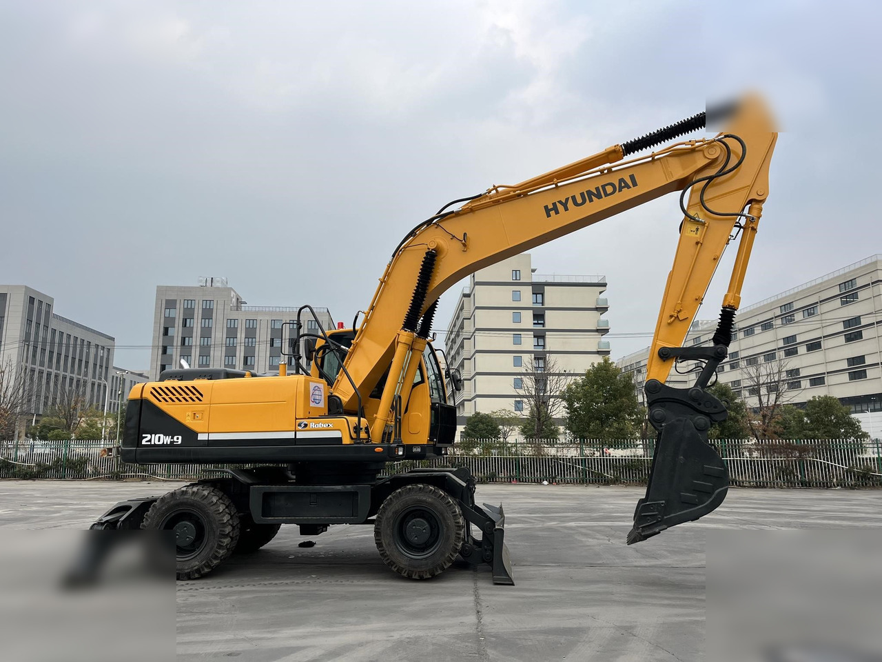 HYUNDAI ROBEX 210W-9 - Hjulgraver: bilde 4 HYUNDAI ROBEX 210W-9 - Hjulgraver: bilde 4