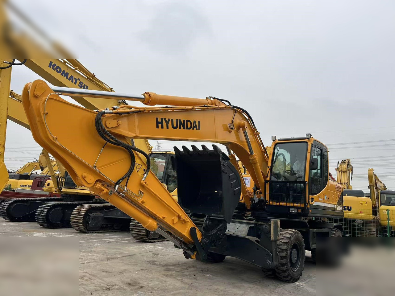 HYUNDAI ROBEX 210W-9S - Hjulgraver: bilde 4 HYUNDAI ROBEX 210W-9S - Hjulgraver: bilde 4