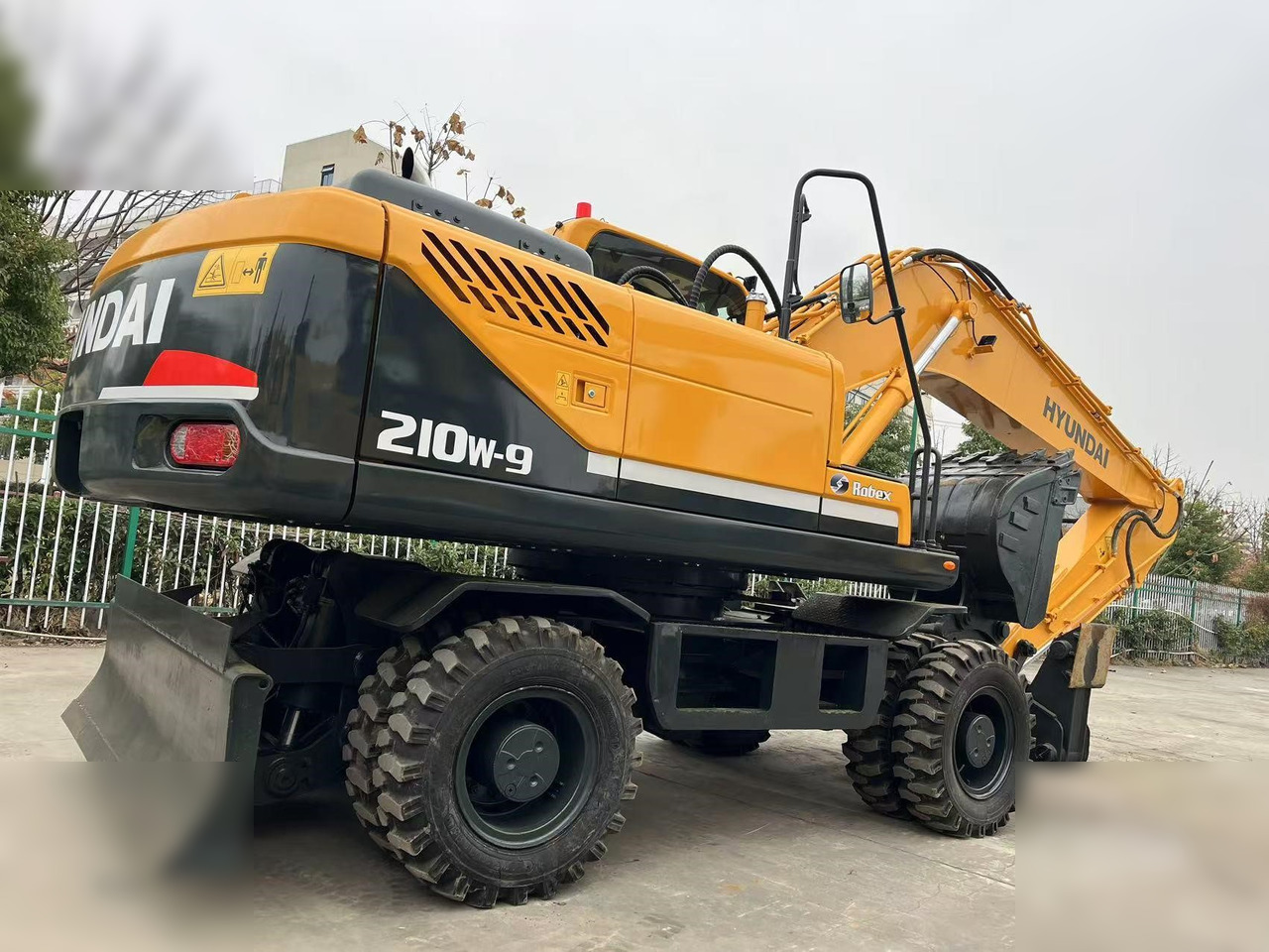 HYUNDAI ROBEX 210W-9S - Hjulgraver: bilde 2 HYUNDAI ROBEX 210W-9S - Hjulgraver: bilde 2