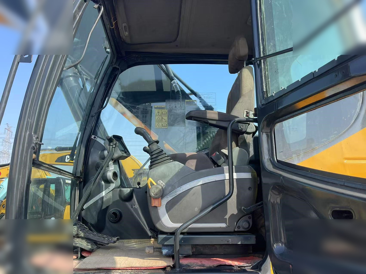 HYUNDAI ROBEX 330 LC-9S - Beltegraver: bilde 4 HYUNDAI ROBEX 330 LC-9S - Beltegraver: bilde 4