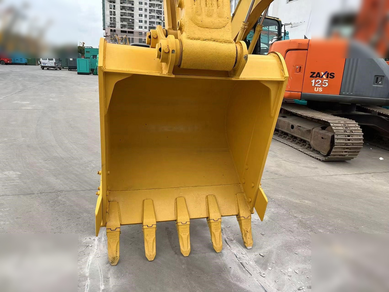 KOMATSU PC220-8 - Beltegraver: bilde 3 KOMATSU PC220-8 - Beltegraver: bilde 3