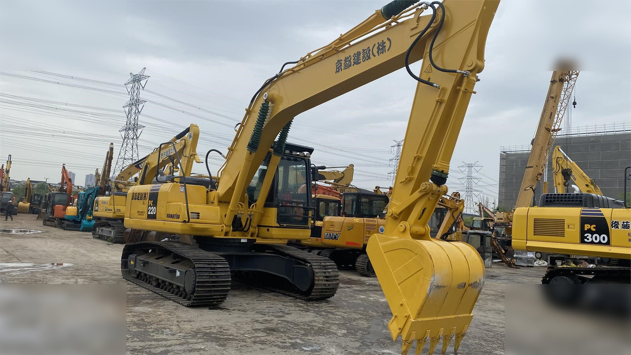 KOMATSU PC220-8 - Beltegraver: bilde 4 KOMATSU PC220-8 - Beltegraver: bilde 4