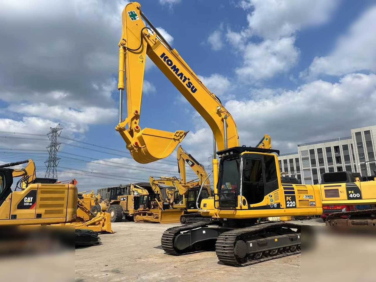 KOMATSU PC220-8 - Beltegraver: bilde 4 KOMATSU PC220-8 - Beltegraver: bilde 4