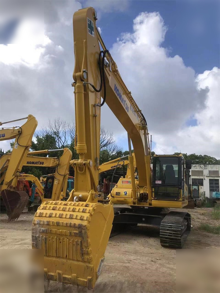KOMATSU PC220-8N1 - Beltegraver: bilde 4 KOMATSU PC220-8N1 - Beltegraver: bilde 4