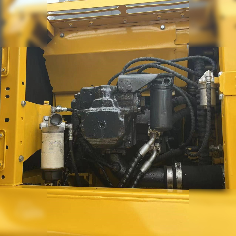 KOMATSU PC240 LC-8 - Beltegraver: bilde 5 KOMATSU PC240 LC-8 - Beltegraver: bilde 5