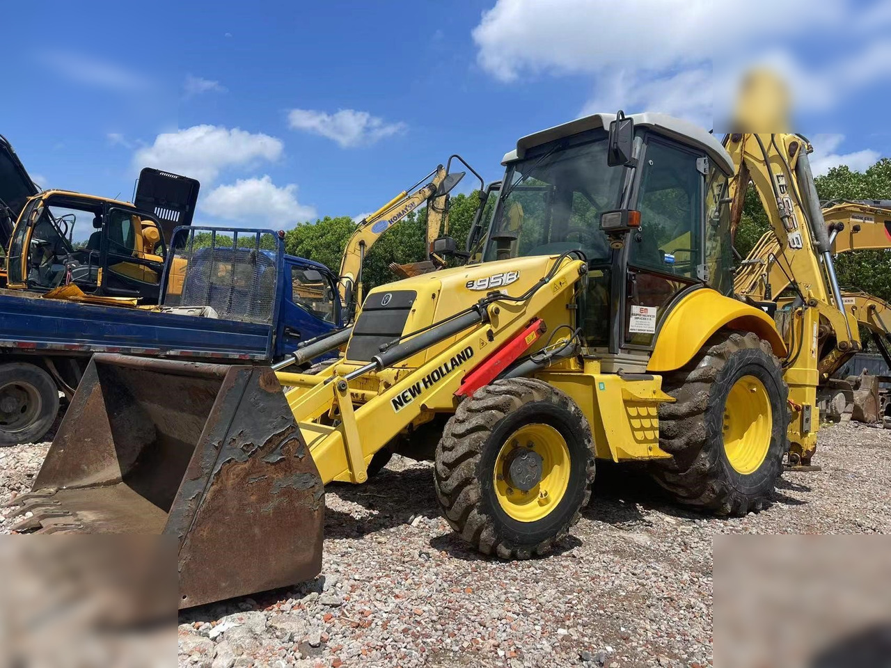 NEW HOLLAND B95B - Traktorgraver: bilde 1 NEW HOLLAND B95B - Traktorgraver: bilde 1