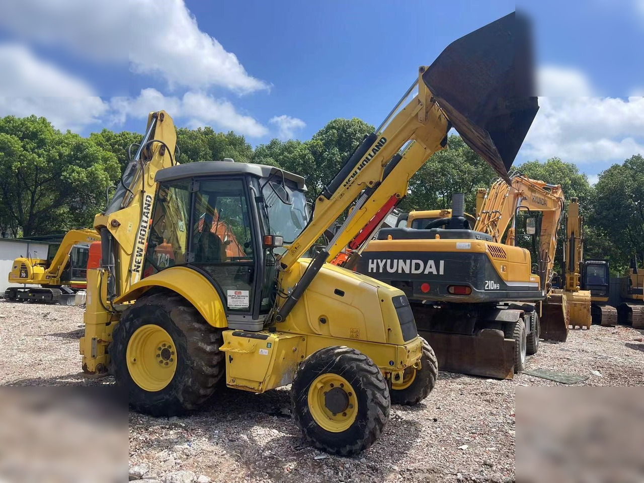 NEW HOLLAND B95B - Traktorgraver: bilde 4 NEW HOLLAND B95B - Traktorgraver: bilde 4