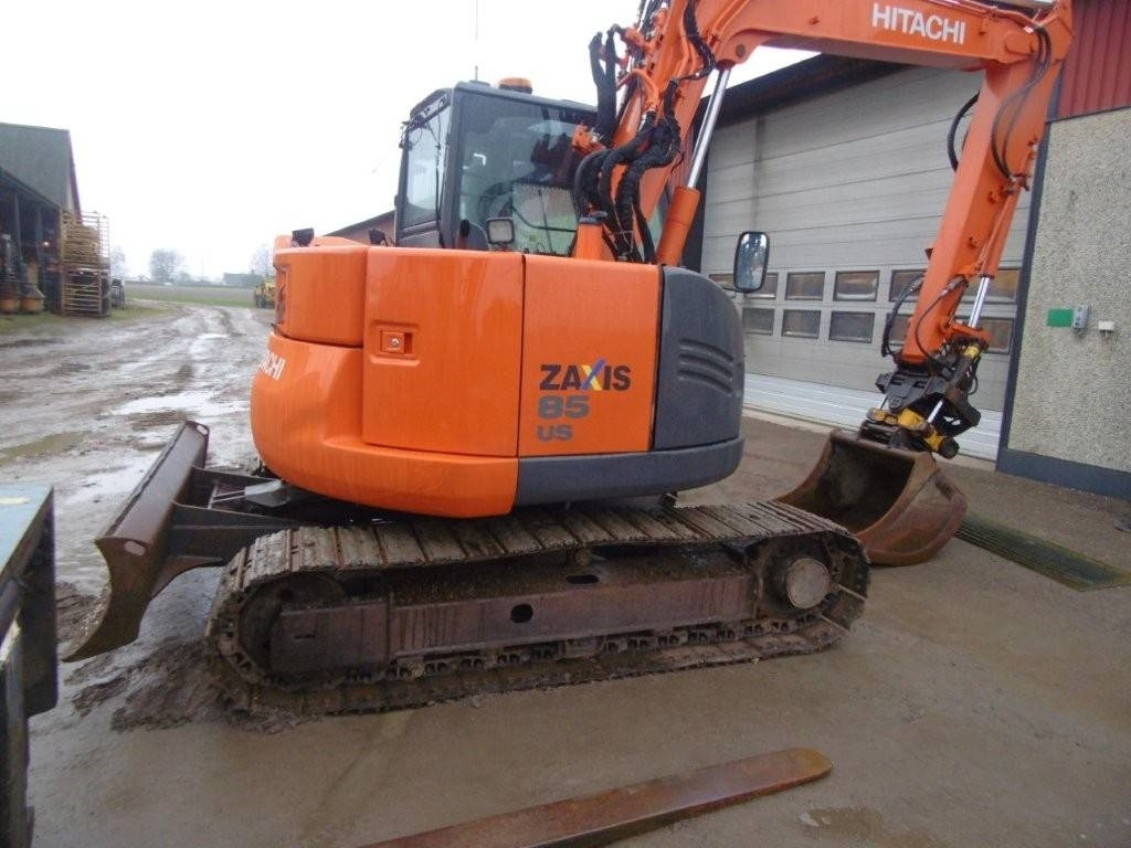 Hitachi 85 US - Minigraver: bilde 4 Hitachi 85 US - Minigraver: bilde 4