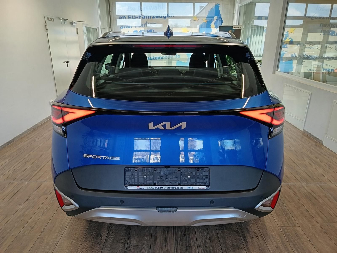 Kia Sportage 1.6 T-GDI DCT Vision*NAVI*LED*R-KAM*DAB - SUV: bilde 5 Kia Sportage 1.6 T-GDI DCT Vision*NAVI*LED*R-KAM*DAB - SUV: bilde 5