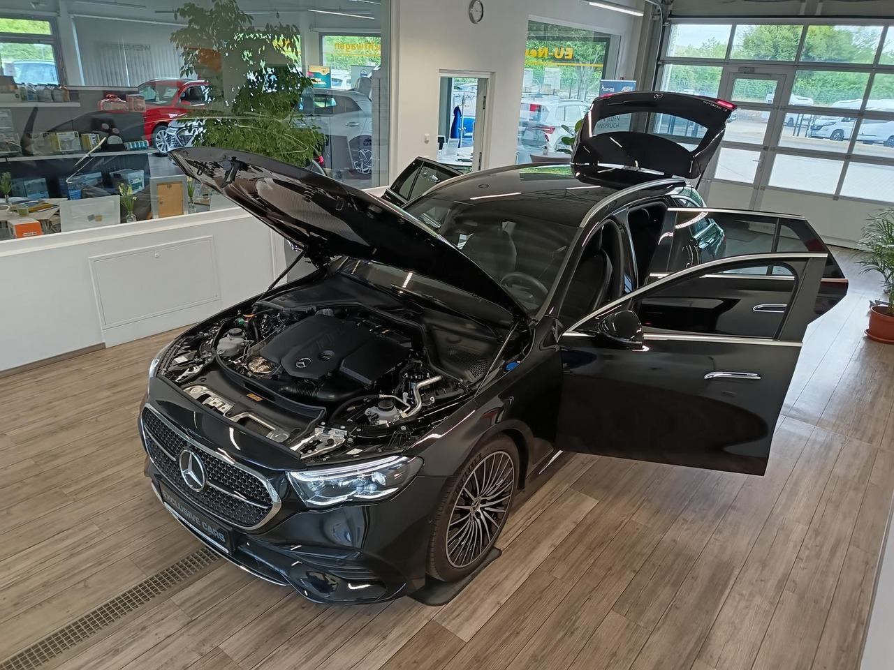 Mercedes-Benz E 300 T de 4M*AMG LINE ADVANCED PLUS*AHK*360°* - Stasjonsvogn: bilde 1 Mercedes-Benz E 300 T de 4M*AMG LINE ADVANCED PLUS*AHK*360°* - Stasjonsvogn: bilde 1