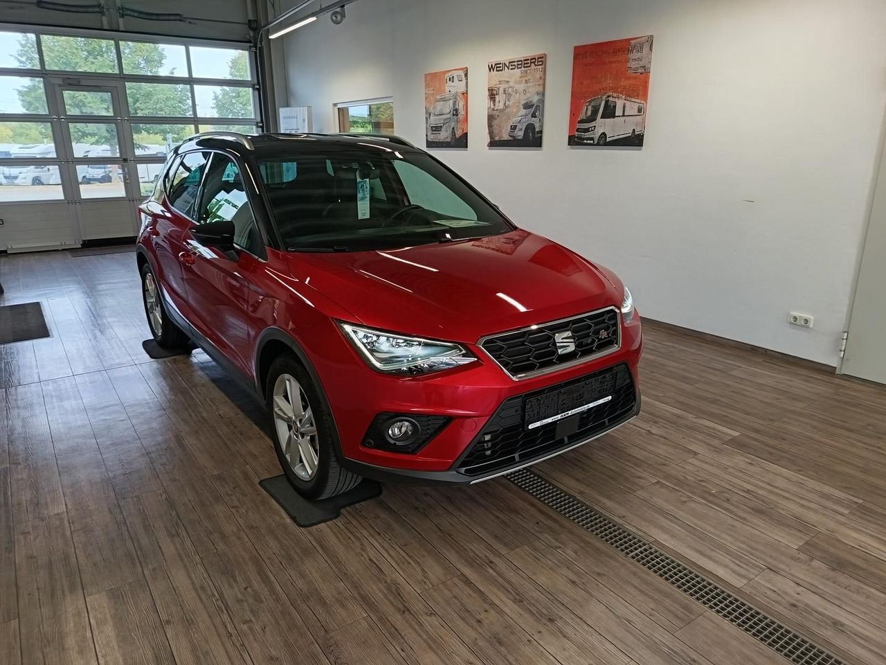 Seat Arona 1,5TSI FR*AHK*NAVI*ACC*LED*BEATS*R-KAM*DAB - SUV: bilde 3 Seat Arona 1,5TSI FR*AHK*NAVI*ACC*LED*BEATS*R-KAM*DAB - SUV: bilde 3