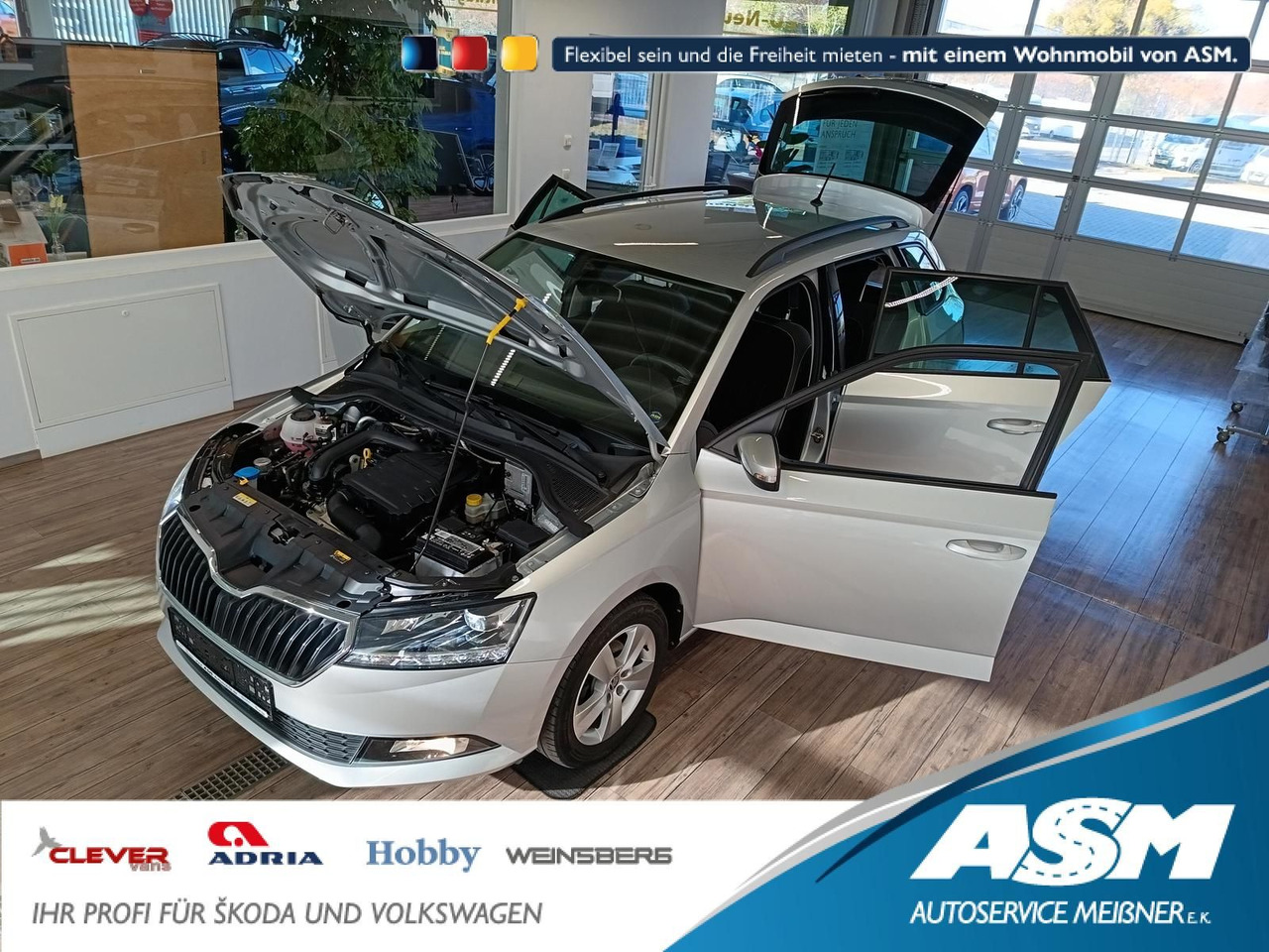 Skoda Fabia Combi Style 1.0 TSI*AHK*LED*R-KAM*PDC*SHZ* - Stasjonsvogn: bilde 1 Skoda Fabia Combi Style 1.0 TSI*AHK*LED*R-KAM*PDC*SHZ* - Stasjonsvogn: bilde 1