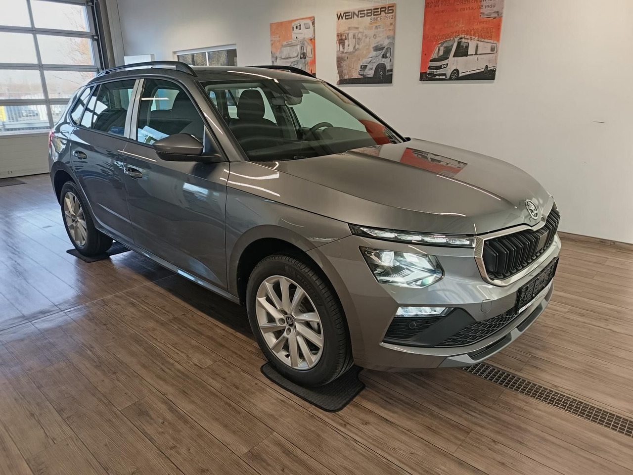 Skoda Kamiq 130 Jahre 1,5TSI DSG*AHK*ACC*LED*R-KAM*PDC - SUV: bilde 3 Skoda Kamiq 130 Jahre 1,5TSI DSG*AHK*ACC*LED*R-KAM*PDC - SUV: bilde 3