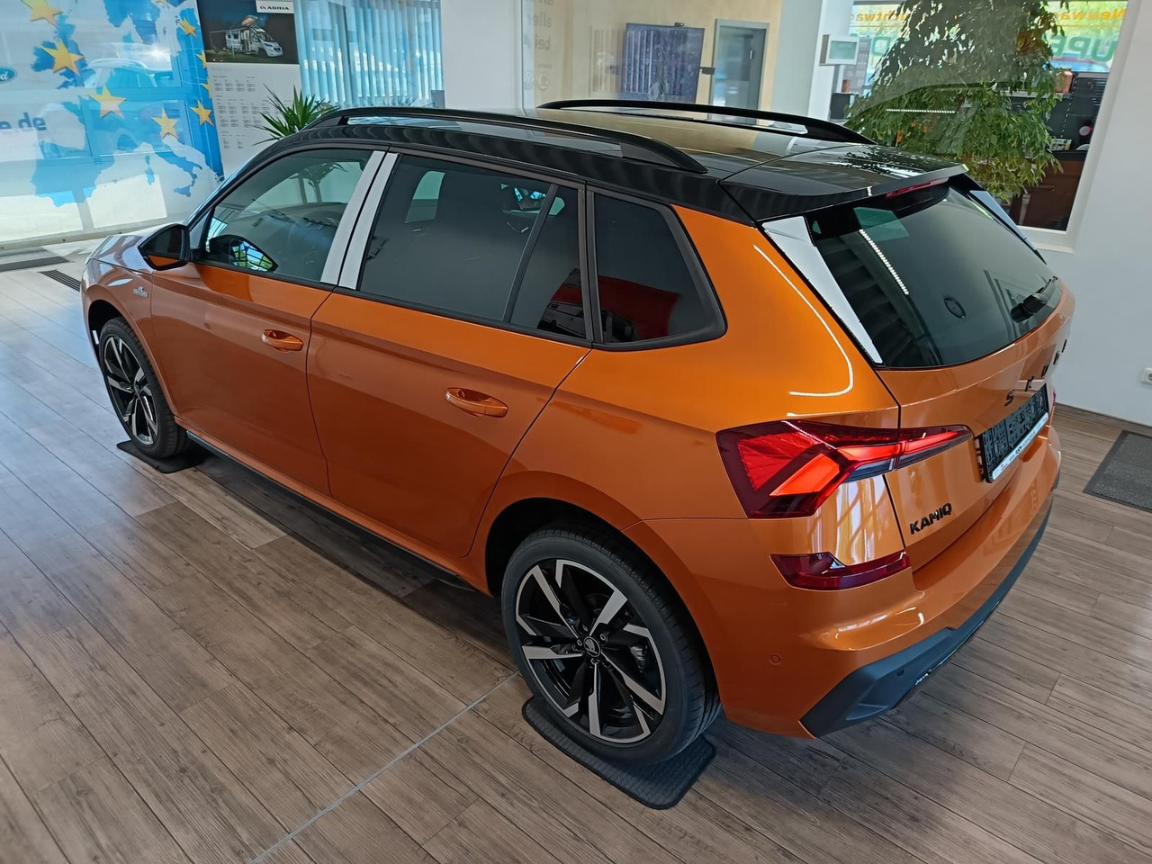 Skoda Kamiq Monte Carlo 1,5 TSI DSG*PANO*AHK*5J.GARANT - SUV: bilde 4 Skoda Kamiq Monte Carlo 1,5 TSI DSG*PANO*AHK*5J.GARANT - SUV: bilde 4