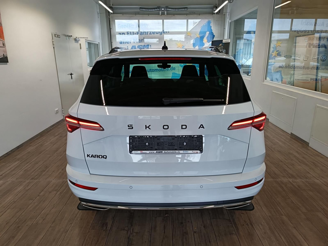 Skoda Karoq Sportline 1,5 TSI DSG*AHK*PSD*STD.HZG*NAVI - SUV: bilde 5 Skoda Karoq Sportline 1,5 TSI DSG*AHK*PSD*STD.HZG*NAVI - SUV: bilde 5