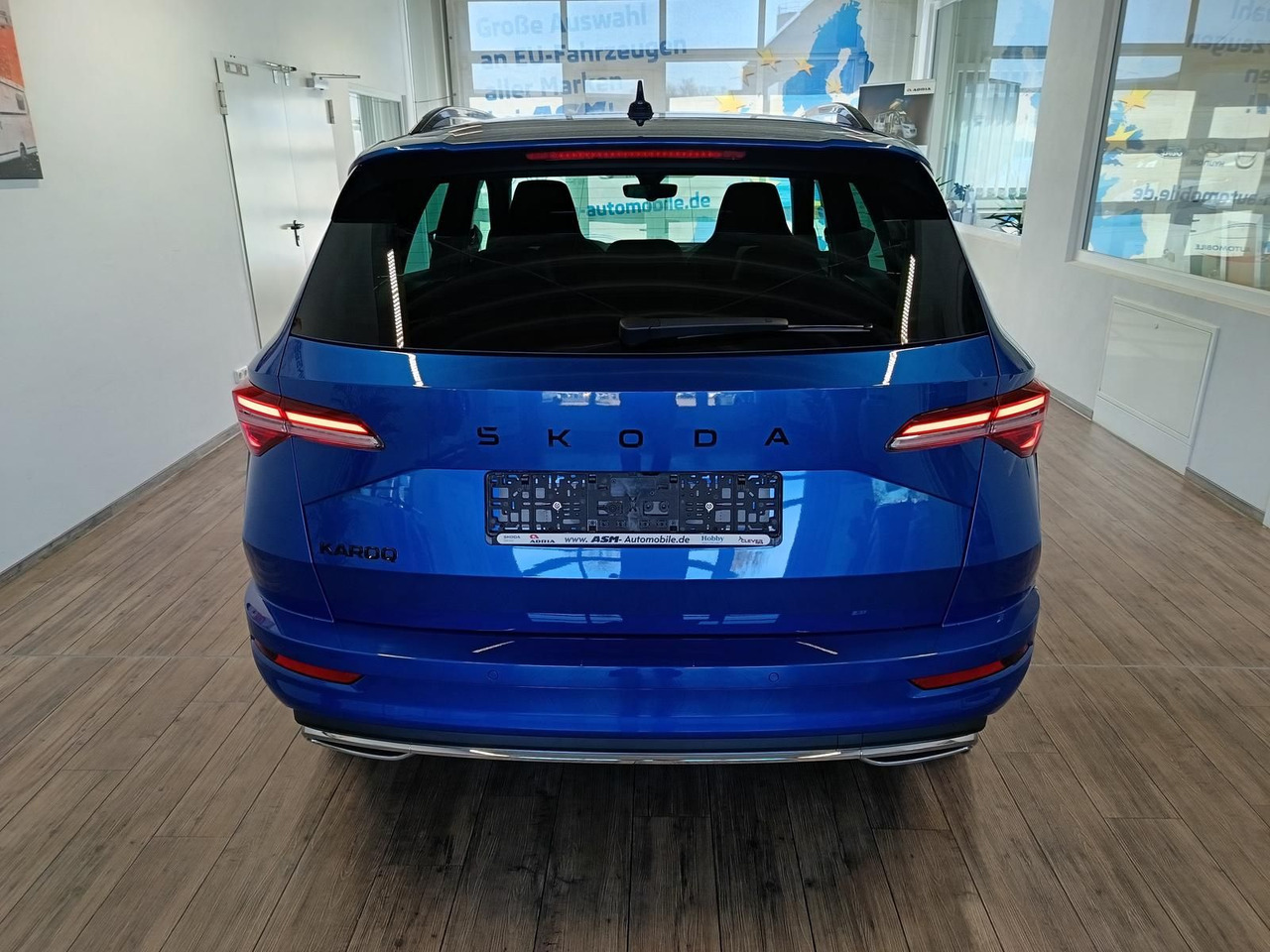 Skoda Karoq Sportline 1,5TSI DSG*AHK*360°*5J.GARANTIE* - SUV: bilde 5 Skoda Karoq Sportline 1,5TSI DSG*AHK*360°*5J.GARANTIE* - SUV: bilde 5