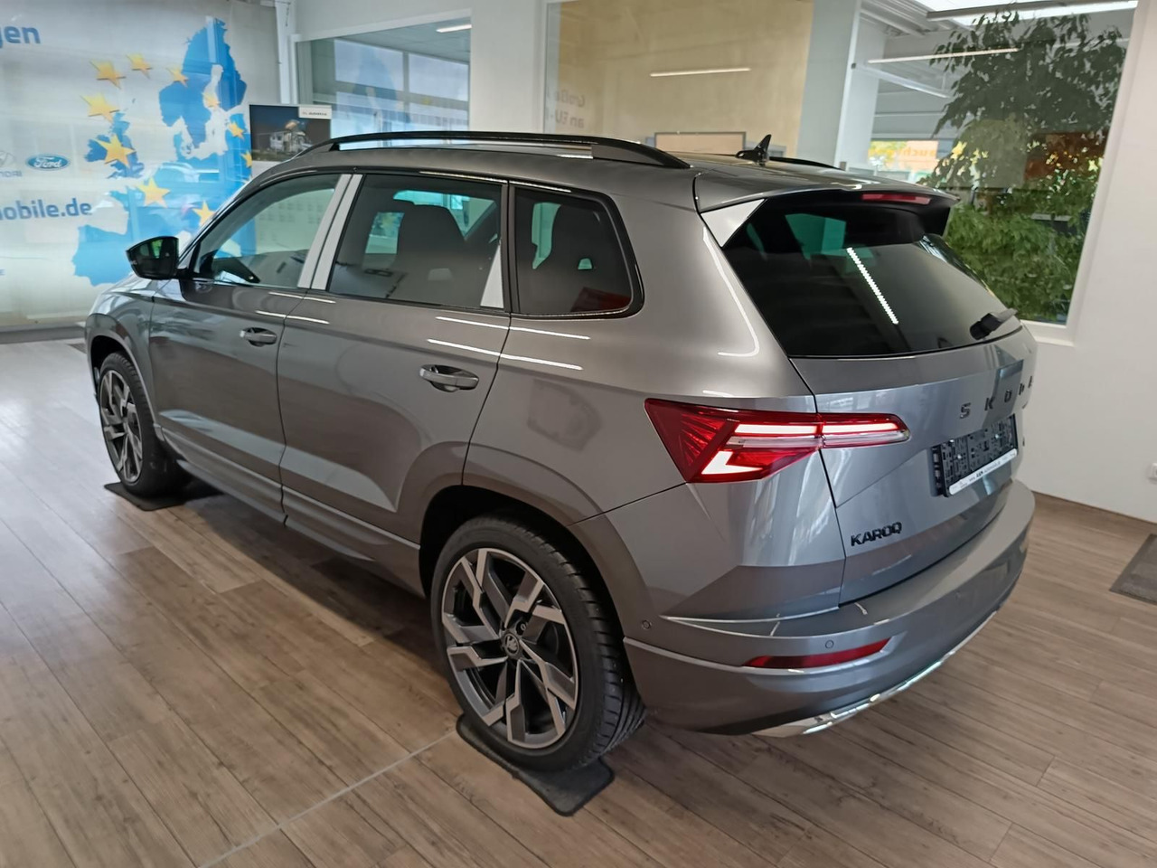 Skoda Karoq Sportline 2,0 TDI 4x4*AHK*PSD*STD.HZG*DCC* - SUV: bilde 4 Skoda Karoq Sportline 2,0 TDI 4x4*AHK*PSD*STD.HZG*DCC* - SUV: bilde 4