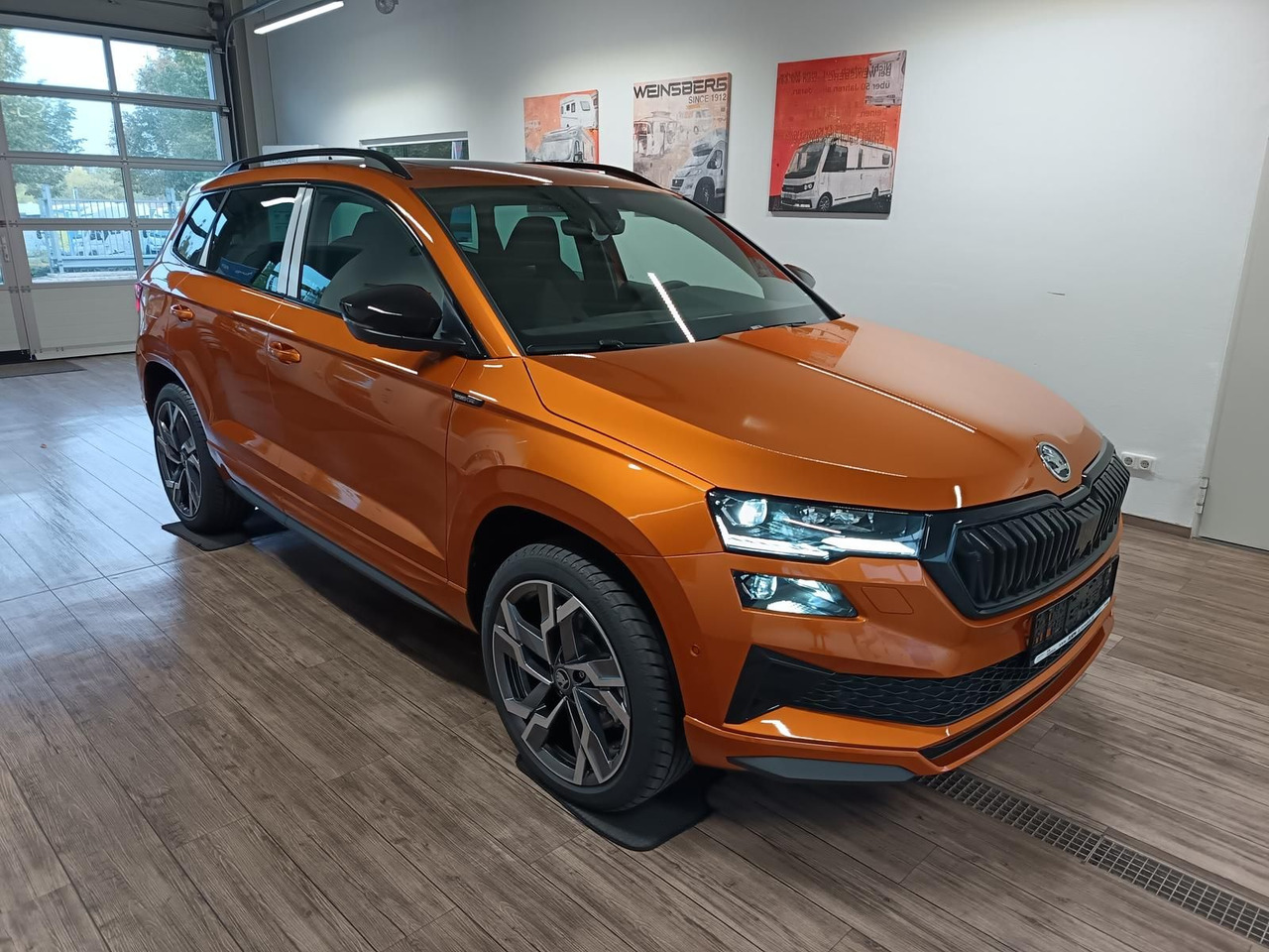 Skoda Karoq Sportline 2,0 TDI DSG 4x4*AHK*PSD*STD.HZG* - SUV: bilde 3 Skoda Karoq Sportline 2,0 TDI DSG 4x4*AHK*PSD*STD.HZG* - SUV: bilde 3