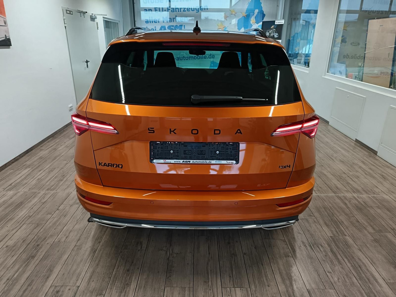 Skoda Karoq Sportline 2,0 TDI DSG 4x4*AHK*PSD*STD.HZG* - SUV: bilde 5 Skoda Karoq Sportline 2,0 TDI DSG 4x4*AHK*PSD*STD.HZG* - SUV: bilde 5