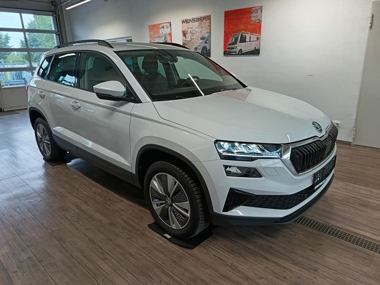 Skoda Karoq Style 1,5TSI DSG*AHK-VORBER*NAVI*LED*R-KAM - SUV: bilde 3 Skoda Karoq Style 1,5TSI DSG*AHK-VORBER*NAVI*LED*R-KAM - SUV: bilde 3