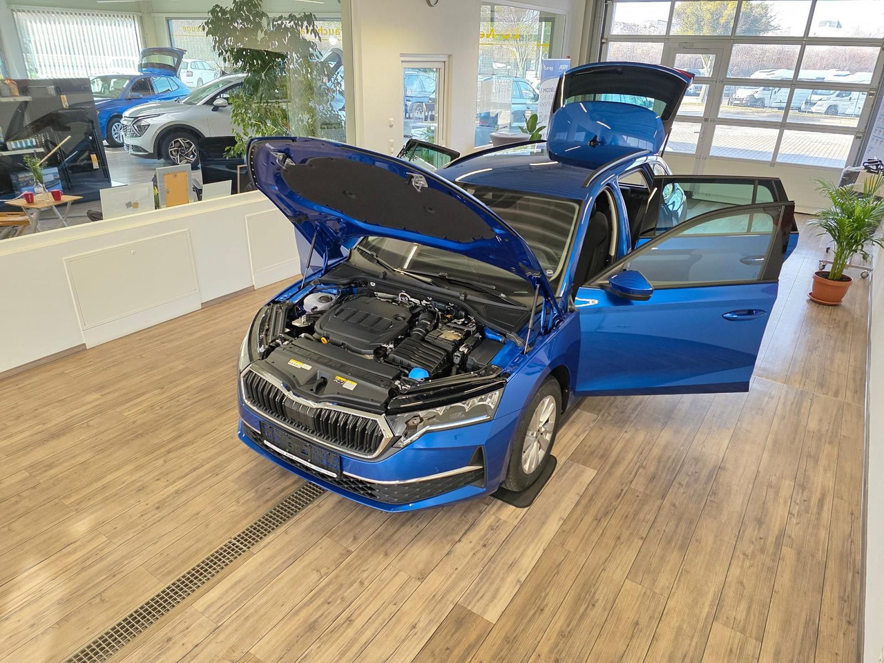 Skoda Octavia Combi Selection DSG*LED*ACC*WINTERPAKET* - Personenbil: bilde 2 Skoda Octavia Combi Selection DSG*LED*ACC*WINTERPAKET* - Personenbil: bilde 2