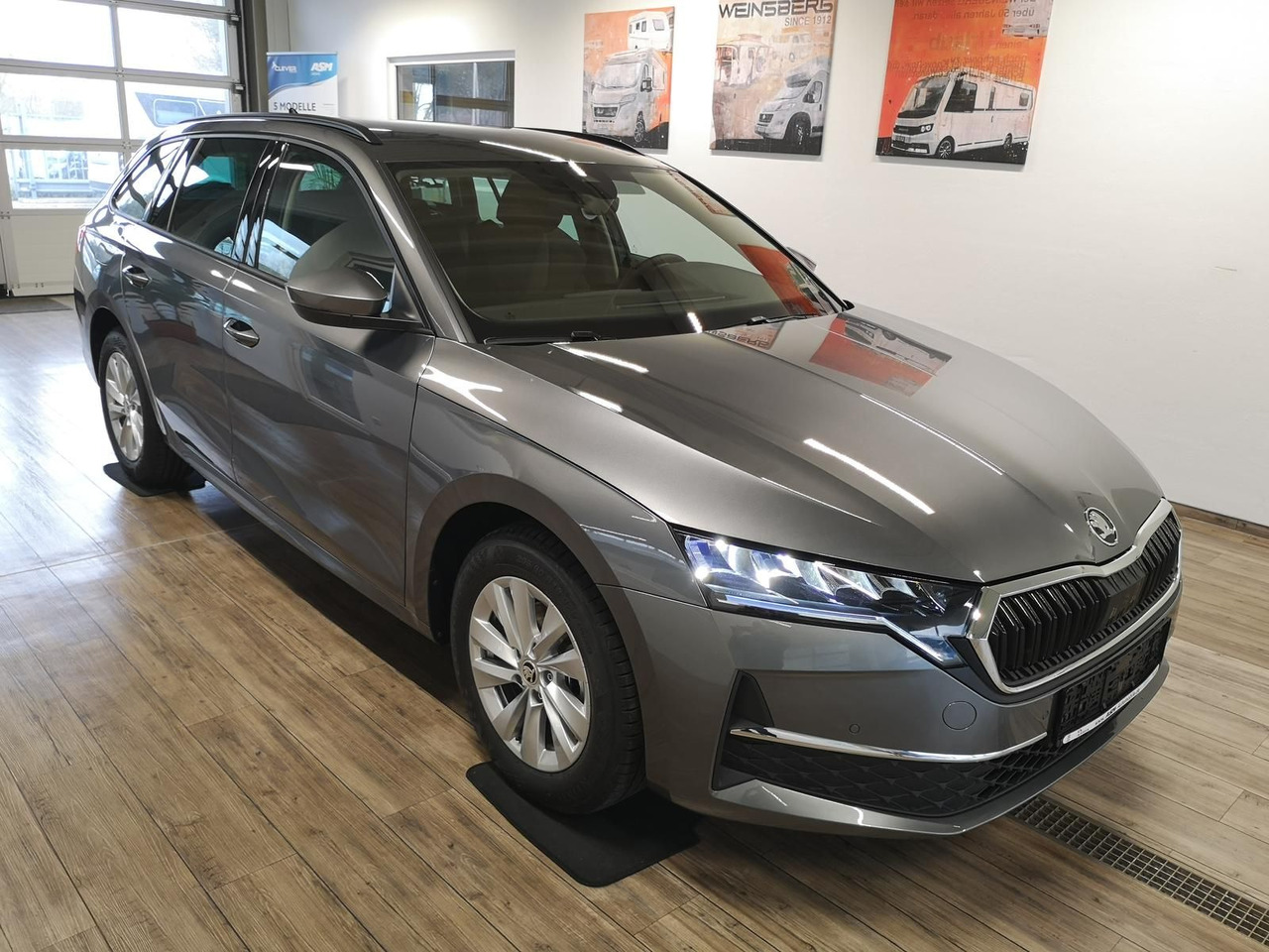 Skoda Octavia Combi Selection DSG*R-KAM*LED*DAB*2xPDC* - Stasjonsvogn: bilde 2 Skoda Octavia Combi Selection DSG*R-KAM*LED*DAB*2xPDC* - Stasjonsvogn: bilde 2
