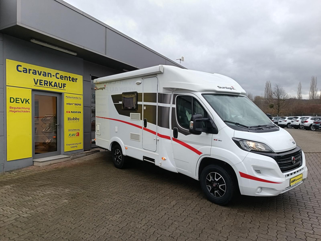 Sunlight T 58*MARKISE*SOLAR*SAT*TV*ROLLER TRÄGER - Halvintegrert bobil: bilde 2 Sunlight T 58*MARKISE*SOLAR*SAT*TV*ROLLER TRÄGER - Halvintegrert bobil: bilde 2