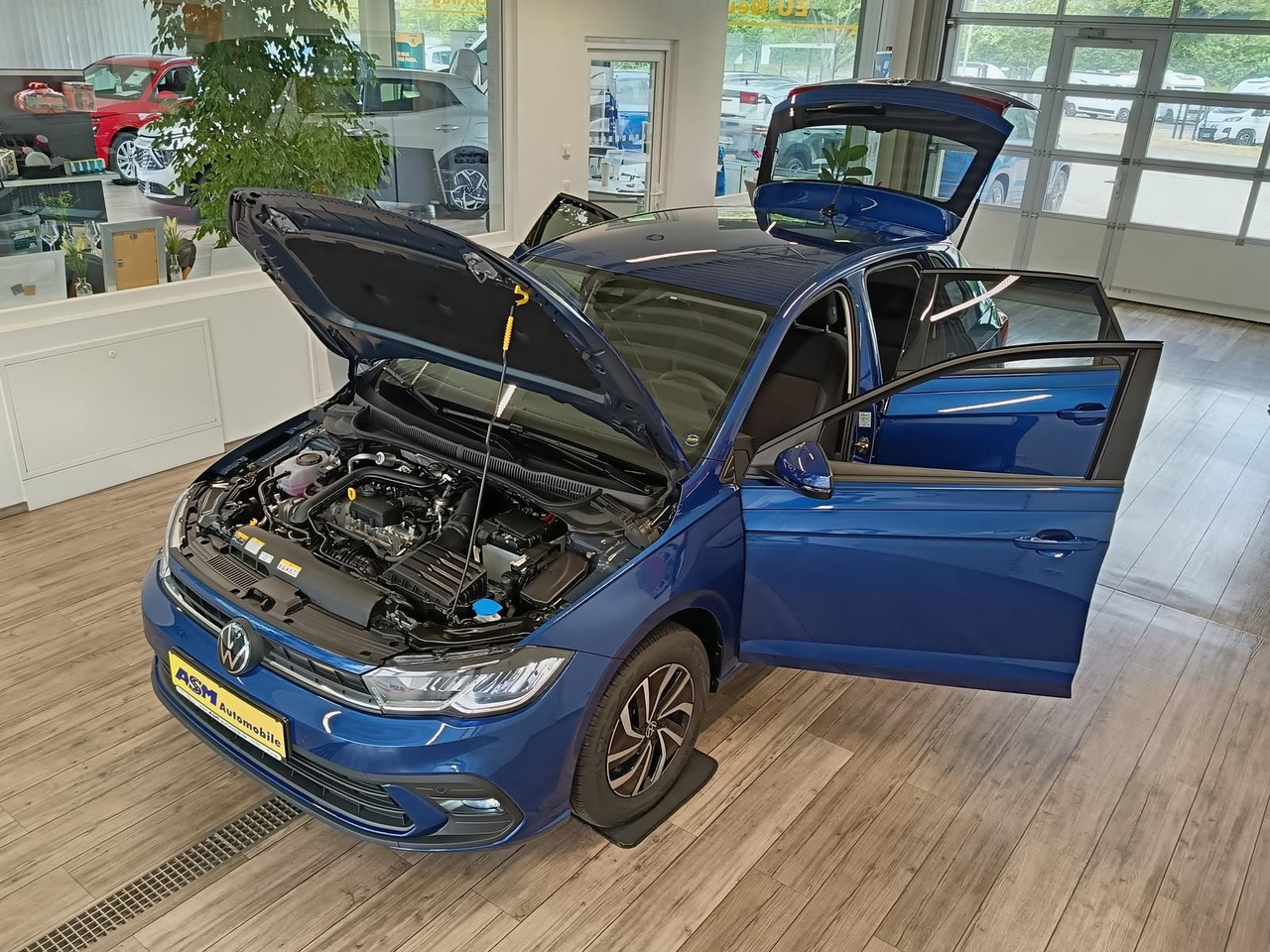 Volkswagen Polo Life 1.0 TSI 70kW DSG*LED*ACC*R-KAM*DAB*PDC - Personenbil: bilde 2 Volkswagen Polo Life 1.0 TSI 70kW DSG*LED*ACC*R-KAM*DAB*PDC - Personenbil: bilde 2
