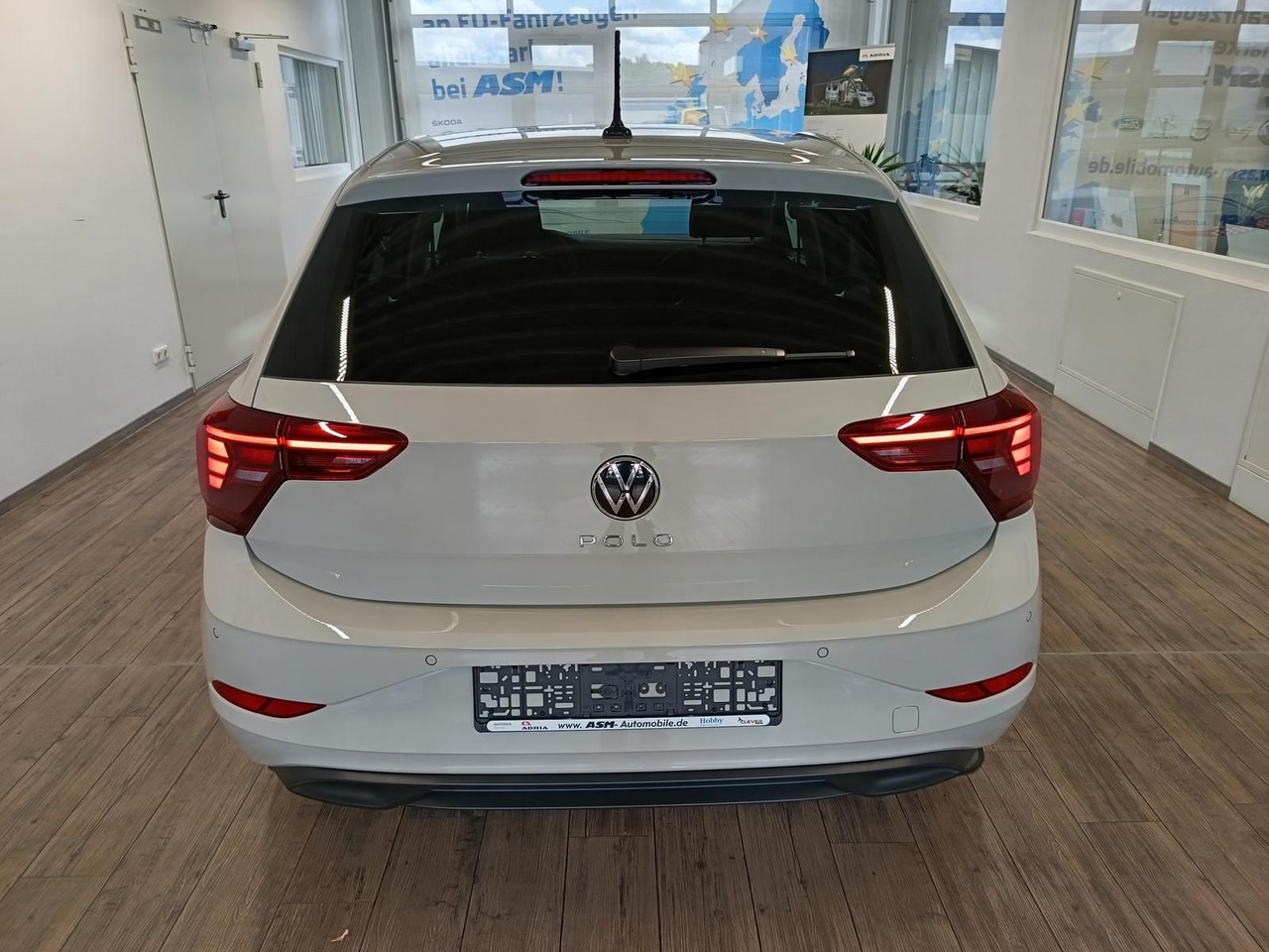 Volkswagen Polo Life 1.0 TSI 70kW DSG*LED*ACC*R-KAM*DAB*PDC - Personenbil: bilde 5 Volkswagen Polo Life 1.0 TSI 70kW DSG*LED*ACC*R-KAM*DAB*PDC - Personenbil: bilde 5