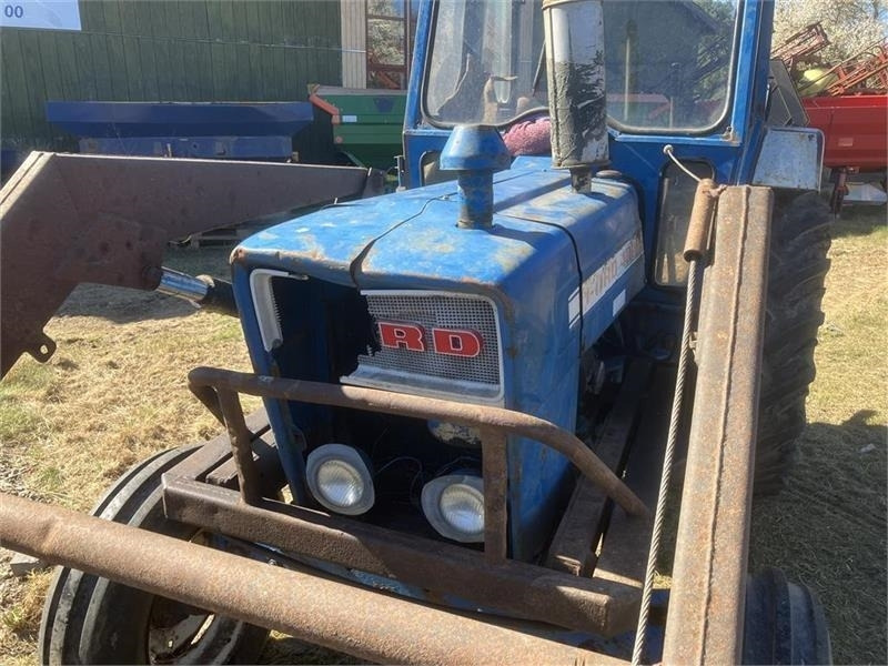 Ford 4000 Med frontlæsser - Traktor: bilde 5 Ford 4000 Med frontlæsser - Traktor: bilde 5