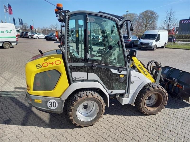 Kramer 5040 kun 367 timer - Minilaster: bilde 5 Kramer 5040 kun 367 timer - Minilaster: bilde 5