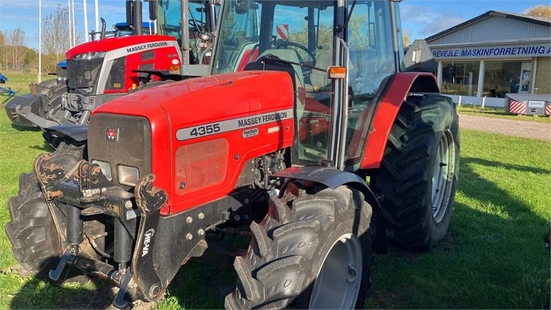 Massey Ferguson 4355 Power Shuttle 24-24 - Traktor: bilde 1 Massey Ferguson 4355 Power Shuttle 24-24 - Traktor: bilde 1