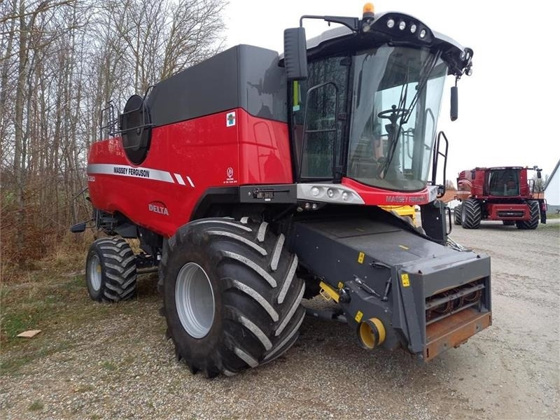 Massey Ferguson 9380 DELTA 35 fods Powerflow - Skurtresker: bilde 2 Massey Ferguson 9380 DELTA 35 fods Powerflow - Skurtresker: bilde 2