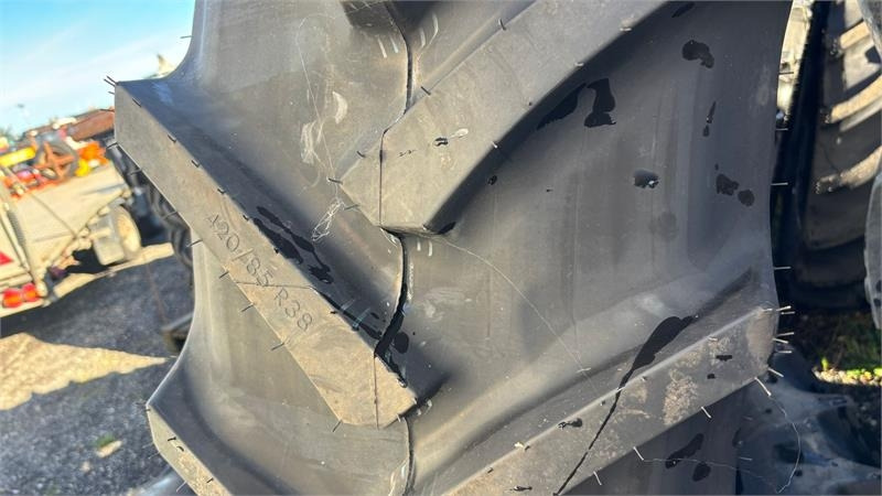 Mitas 420/85R38 & 340/85R28 - Dekk for Utility-/ Spesiell maskin: bilde 4 Mitas 420/85R38 & 340/85R28 - Dekk for Utility-/ Spesiell maskin: bilde 4