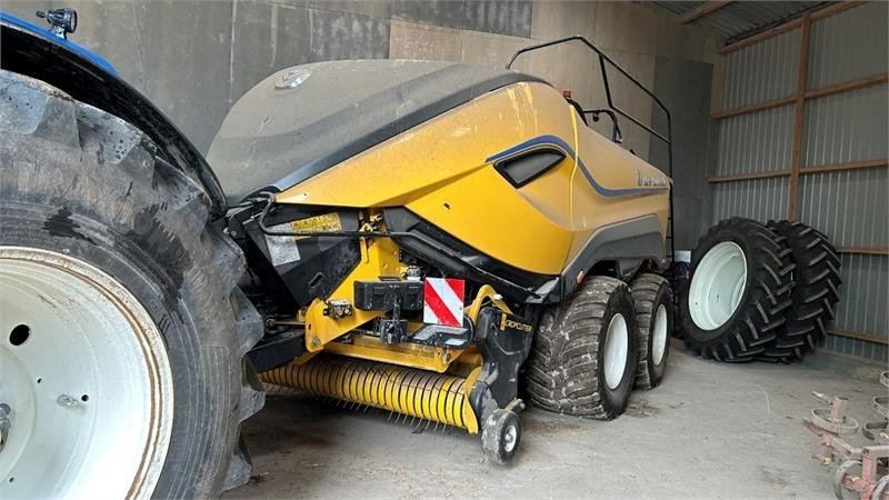 New Holland BB 1290 RC HD  - Firkantpresse: bilde 1 New Holland BB 1290 RC HD  - Firkantpresse: bilde 1