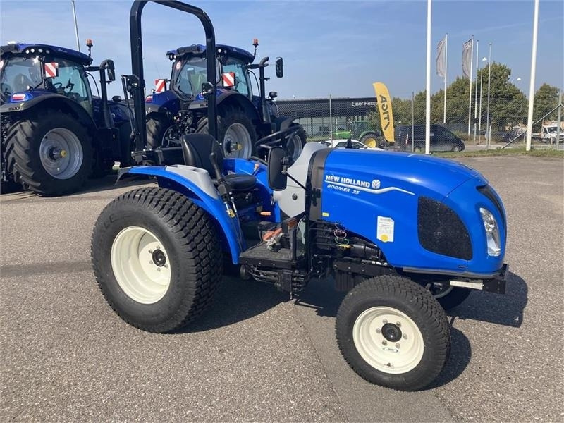 New Holland BOOMER 35 HST - Kommunale traktor: bilde 1 New Holland BOOMER 35 HST - Kommunale traktor: bilde 1