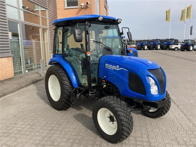 New Holland Boomer 55 Stage V - Frontlift og PTO - Kommunale traktor: bilde 3 New Holland Boomer 55 Stage V - Frontlift og PTO - Kommunale traktor: bilde 3