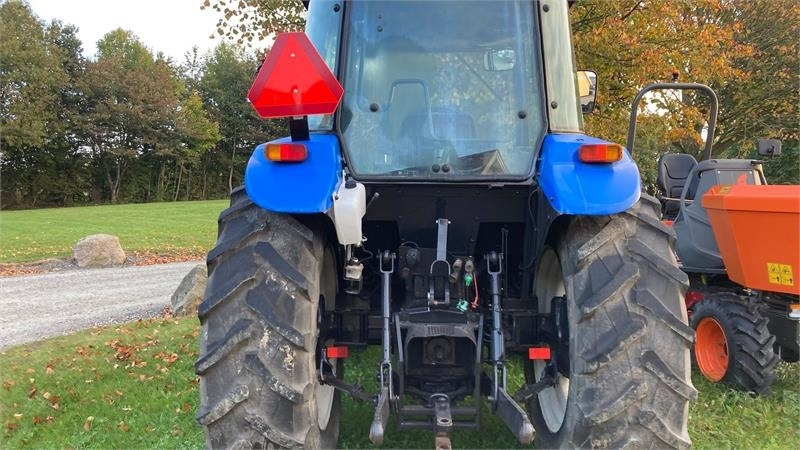 New Holland TD90D - Traktor: bilde 3 New Holland TD90D - Traktor: bilde 3