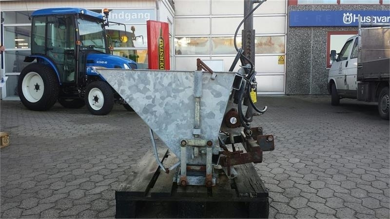 - - - P Olssons. LSS 200 - Sandstrøer for Utility-/ Spesiell maskin: bilde 3 - - - P Olssons. LSS 200 - Sandstrøer for Utility-/ Spesiell maskin: bilde 3