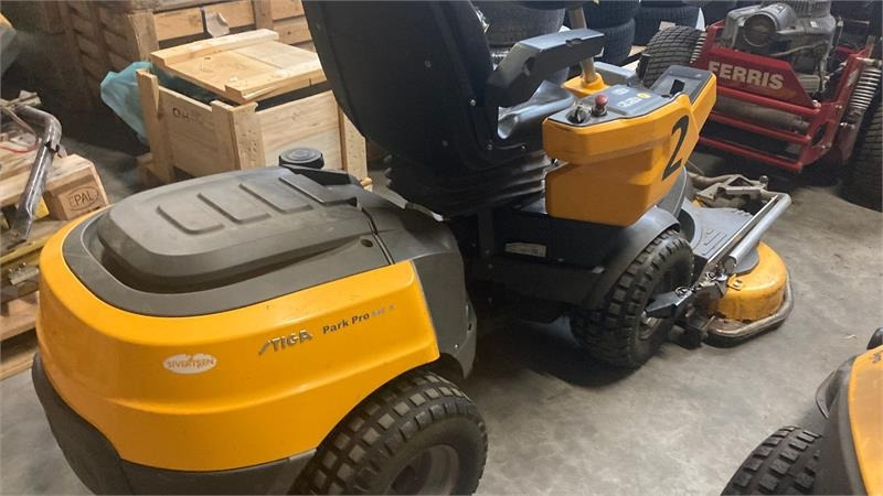 Stiga Park Pro 540IX 4WD 125 Combi Pro el. - Gressklipper: bilde 3 Stiga Park Pro 540IX 4WD 125 Combi Pro el. - Gressklipper: bilde 3