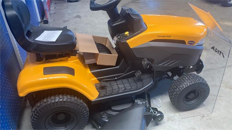 Stiga Tornado 5108 - Kommunale traktor: bilde 3 Stiga Tornado 5108 - Kommunale traktor: bilde 3