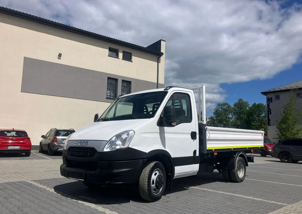 Iveco Iveco daily 35C13 wywrotka solidny kiper - Varebil med tipp: bilde 3 Iveco Iveco daily 35C13 wywrotka solidny kiper - Varebil med tipp: bilde 3