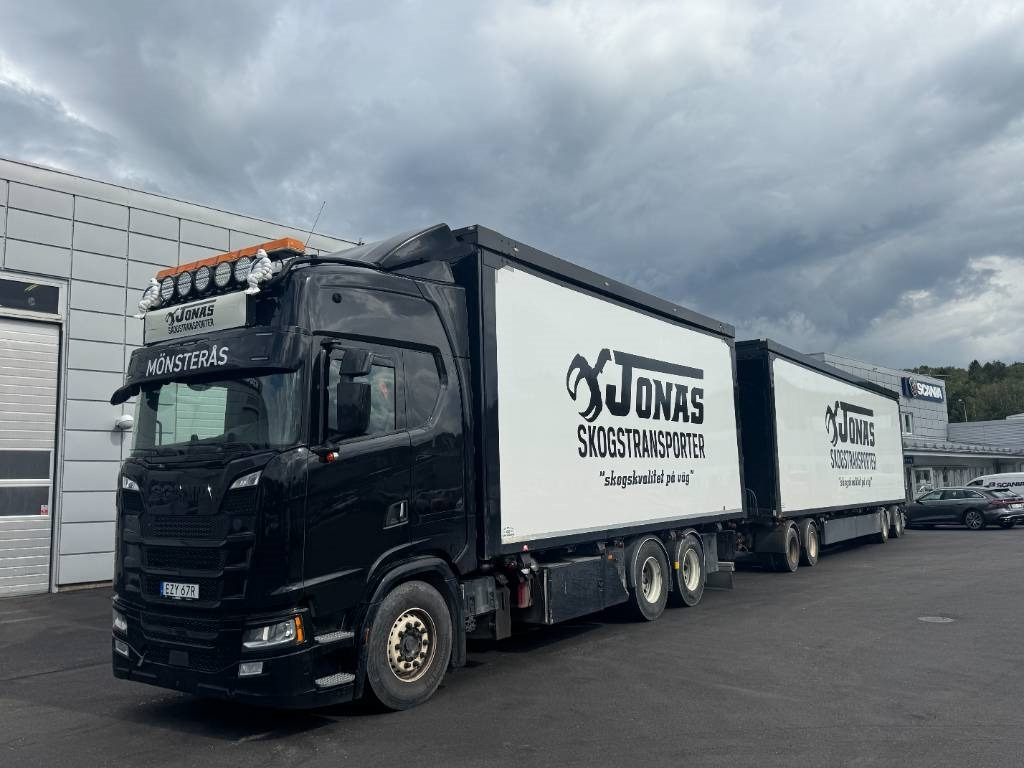 Scania S650 B6x2 Komplett flisekipage  - Tippbil: bilde 1 Scania S650 B6x2 Komplett flisekipage  - Tippbil: bilde 1