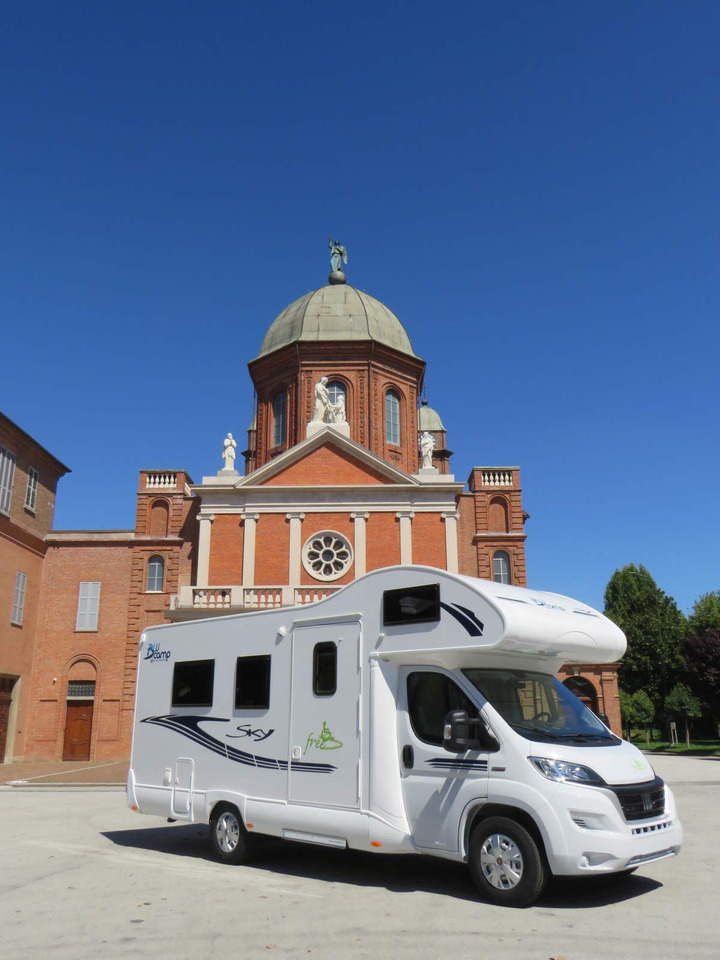 Fiat Ducato RETRACTABLE PLATFORM (300KG CAPACITY) - Bobil: bilde 4 Fiat Ducato RETRACTABLE PLATFORM (300KG CAPACITY) - Bobil: bilde 4